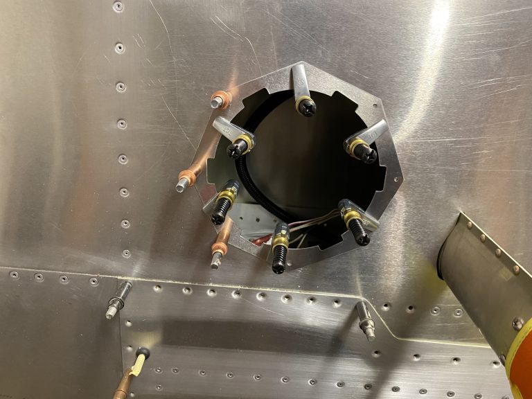 Installing the Pitot Tube Philip's Sling TSi Build Log