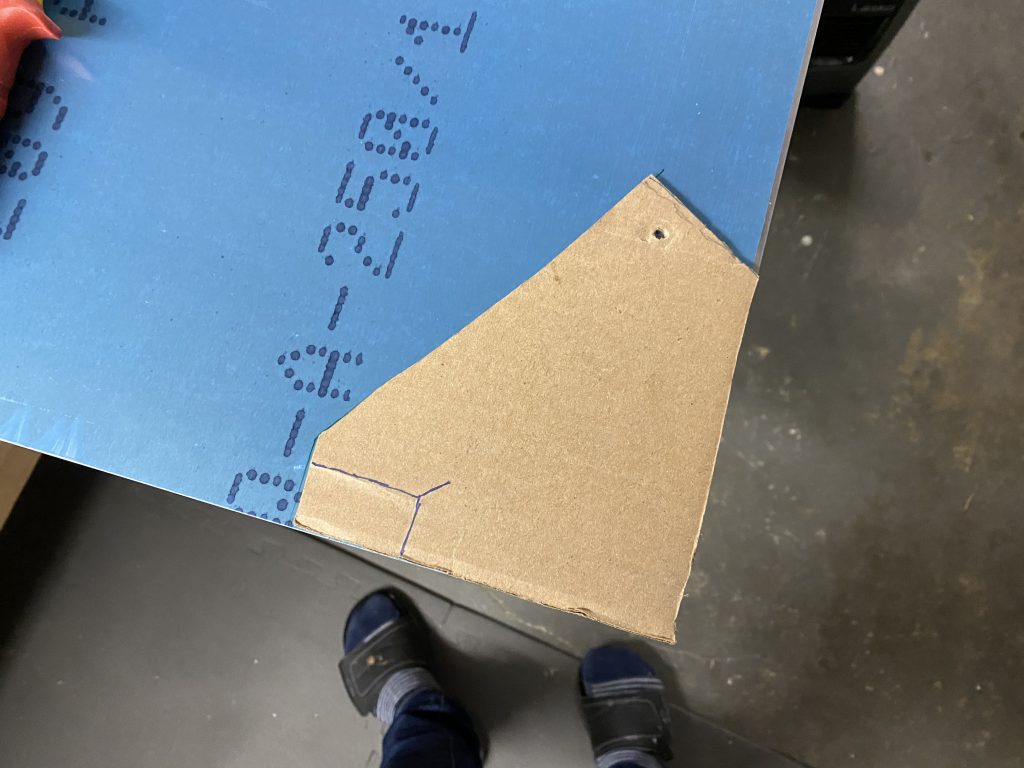 Tracing the template onto my 0.032in aluminum sheet stock