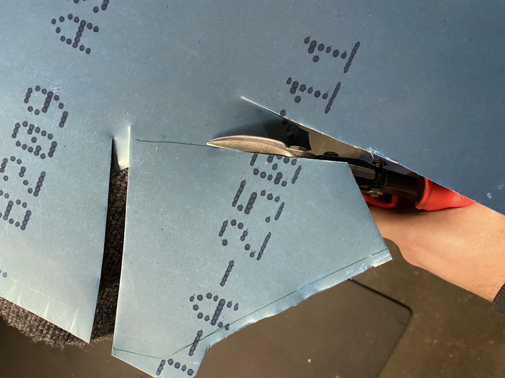 Cutting the bracket out of 0.032in aluminum